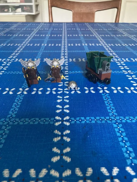 LEGO Castle 2007 Dwarf Lot Great Condition!