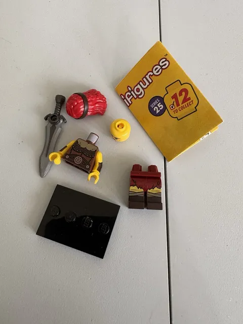 LEGO Warrior Minifigure MINIFIGURES Series 25 Minifigures Series 25 w/ Sword