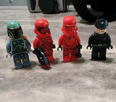 LEGO Star Wars Minifigures W/ Helmet, Cape & Blasters Boba Fett Sith Troopers