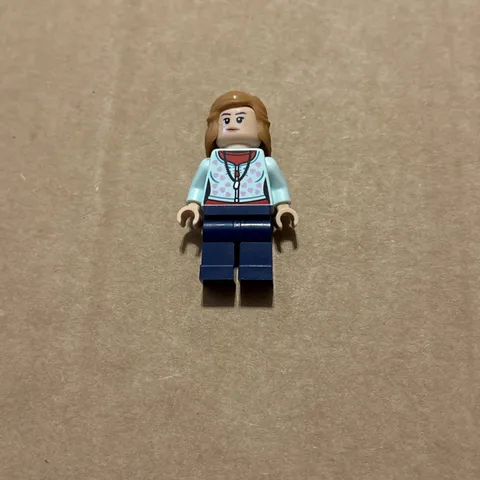 Lego Lavender Brown 76422 Light Aqua Cardigan Harry Potter Minifigure