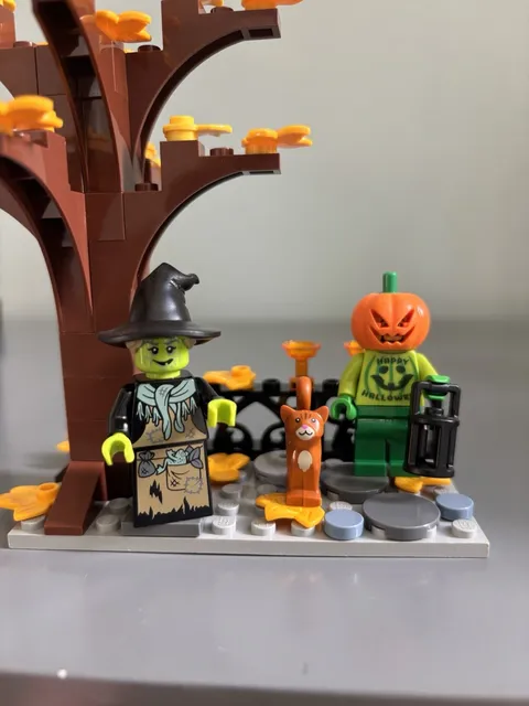 Lego Halloween BAM Minifigure MOC Display Witch Cat Pumpkin head