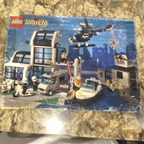LEGO Town 6384 Police Station Instruction Manual Booklet English