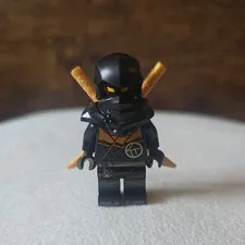 LEGO Ninjago Minifigure Cole - Dragons Rising (Genuine)