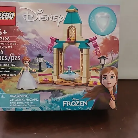 LEGO #43198 Disney Frozen Anna's Castle Courtyard NIB 74pc Complete Set