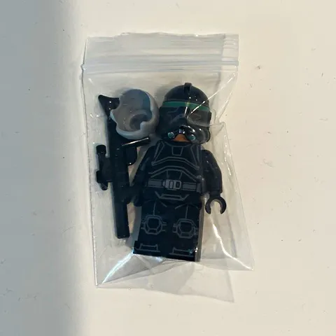 LEGO Star Wars Crosshair minifig perfect condition- no wear