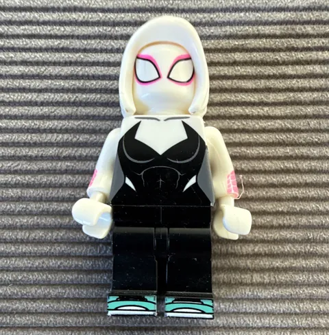 LEGO Marvel Spider-Gwen Minifigure SH767 White Hood Black Suit Pink Arms