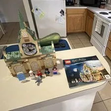 LEGO Harry Potter Hogwarts Hospital Wing 76398 Complete 510 pcs Age 9+ w/Box