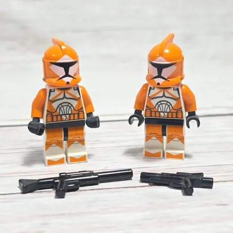 LEGO Star Wars Lot of 2 Bomb Squad Clone Trooper Minifigures sw0299 7913 