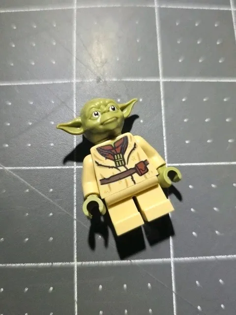 LEGO Star Wars Yoda Minifig sw1272 Brand NEW From Lucas Fountain Set 6471930