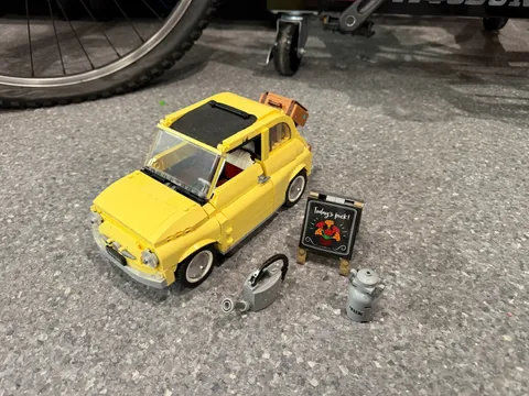 2020 Lego Creator Fiat 500 #10271 w/o BOX