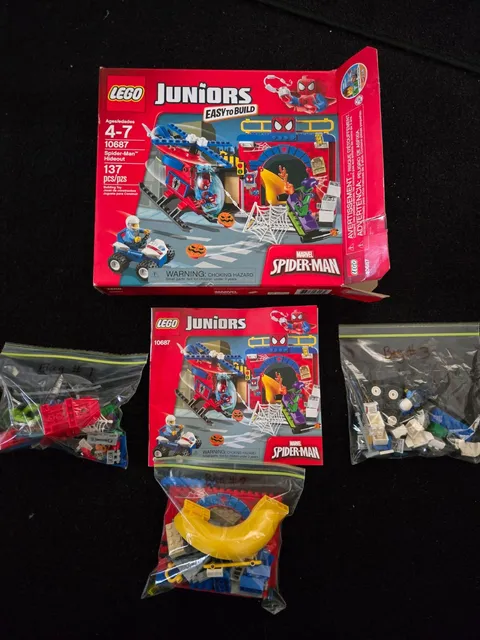 Lego Set 10687 Marvel: Spider-Man Hideout (100% Complete) w/Manual