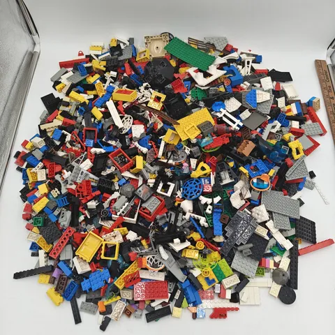 Vintage 90s LEGO Bulk Lot 8 lbs 14 oz Space Castle Pirates Star Wars City