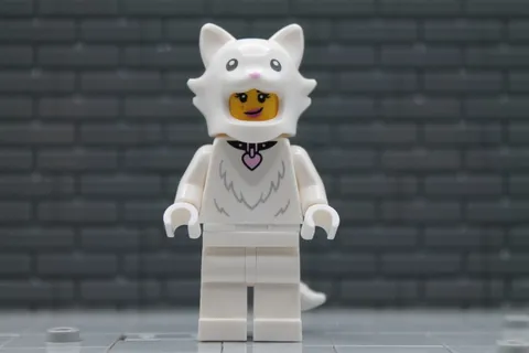 LEGO® Minifig col462 - Cat Costume Fan