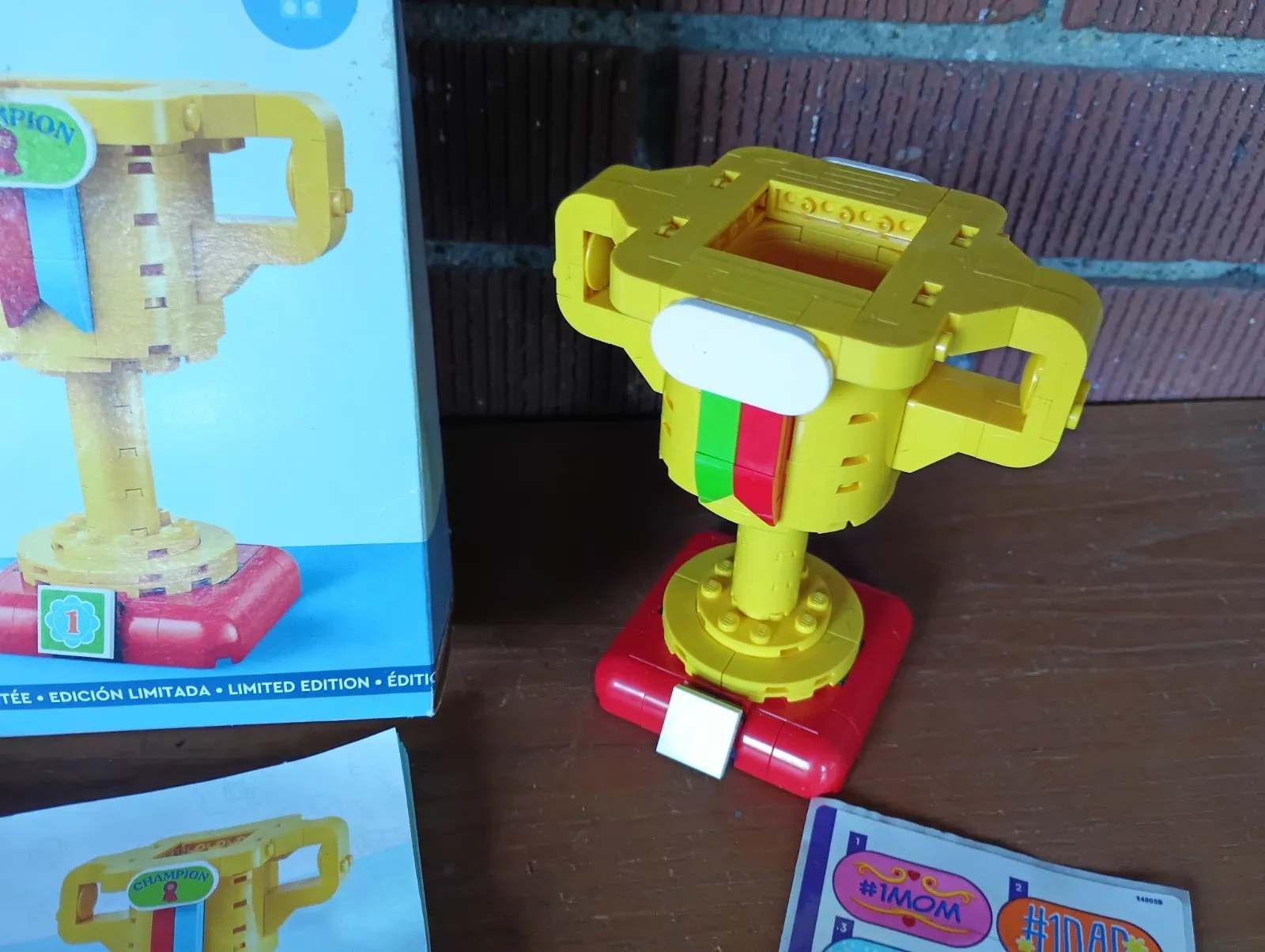 LEGO Trophy Award 40688 - Limited Edition - Box Damage 