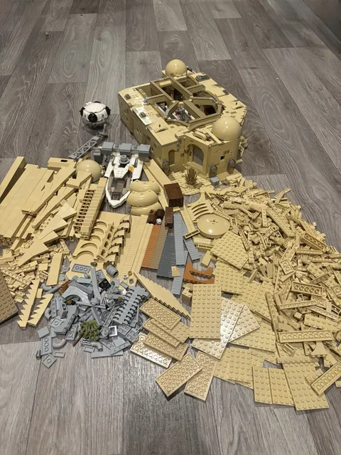 LEGO Star Wars Mos Eisley Cantina 85% Complete - Huge Lot for MOC Builders