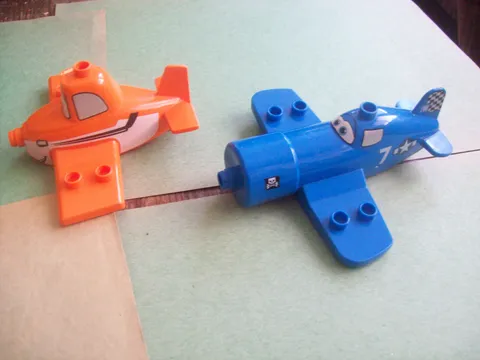 LEGO DUPLO #10511 DISNEY'S PLANES  DUSTY CROPHOPPER & RILEY SCIPPER