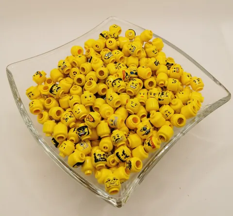 LEGO® Minifigure Heads Yellow Faces Mixed 20 50 100 Pieces Used