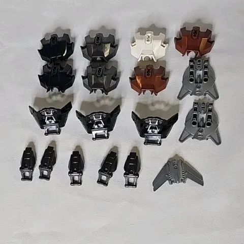 18x LEGO Hero Factory Assorted types of Armor (Handles, Wings, Angled Bar, etc.)