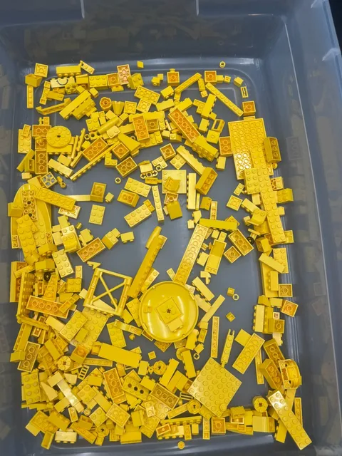 1 lb. Bulk Mixed Yellow Legos - standard blocks and unique pieces (Lot D)