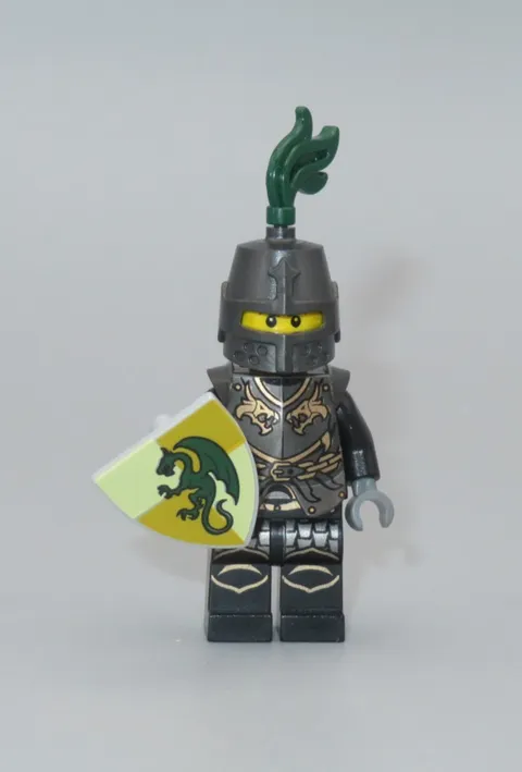 LEGO Castle Dragon Knight Kingdoms armor shield plume minifigure 7946