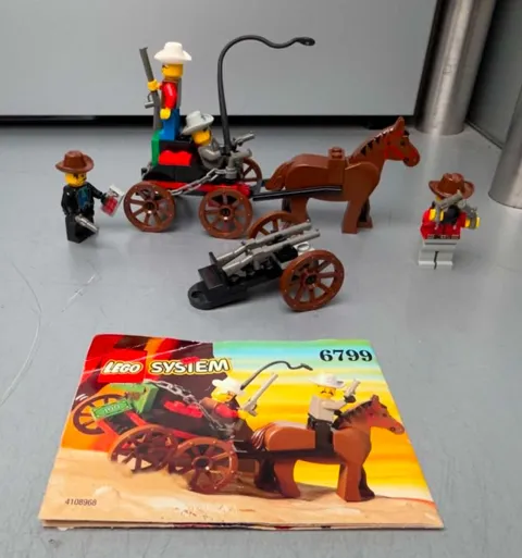 Used LEGO 6799 Showdown Canyon Western Cowboy SEE DESCRIPTION