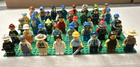 LEGO Minifigures Mixed Lot of 40 Assorted Minifigures, Age 5+