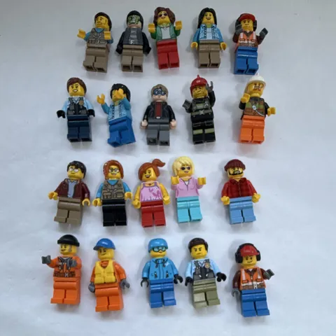 LEGO Minifigure Lot (20) Mixed/Assorted Characters Plastic Figures Bundle