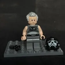 Lego Star Wars Minifigure SW1018 Griff Halloran 75242 100% Complete Authentic
