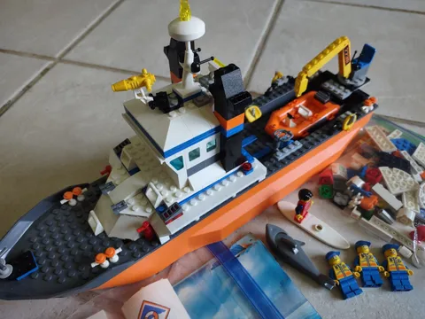 Lego 7739 Coast Guard Patrol Boat and Tower Incomplete