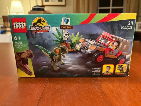 LEGO Jurassic World: Dilophosaurus Ambush (76958)