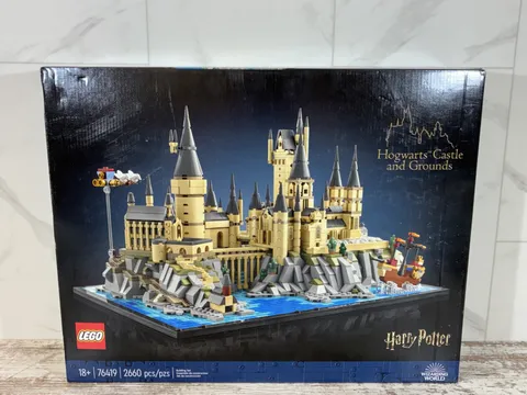 LEGO Harry Potter: Hogwarts Castle and Grounds 76419 New In Box Sealed