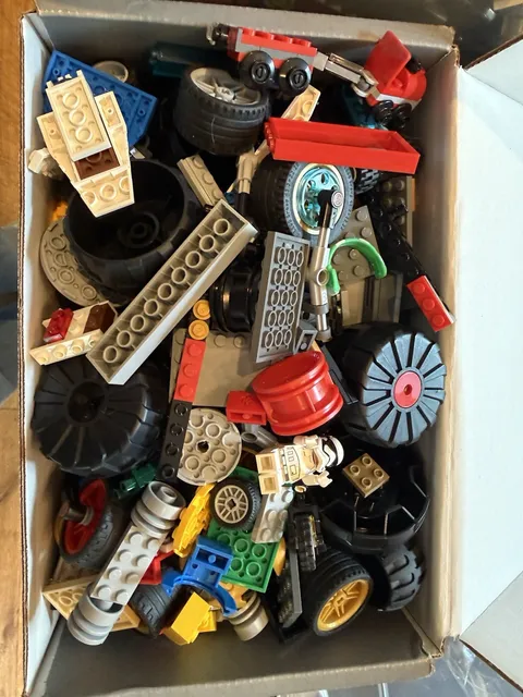Mixed Authentic LEGO Bulk Lot – 3 lbs – Wheel & Tire Heavy!