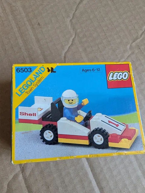 LEGO LEGOLAND Town System 6503 Sprint Racer Vintage 26 PCS Sealed Box Wear