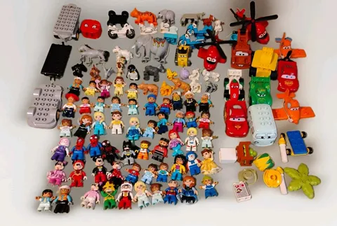 Lego Duplo Lot 100+pc Figures & Animals Parts & Pieces