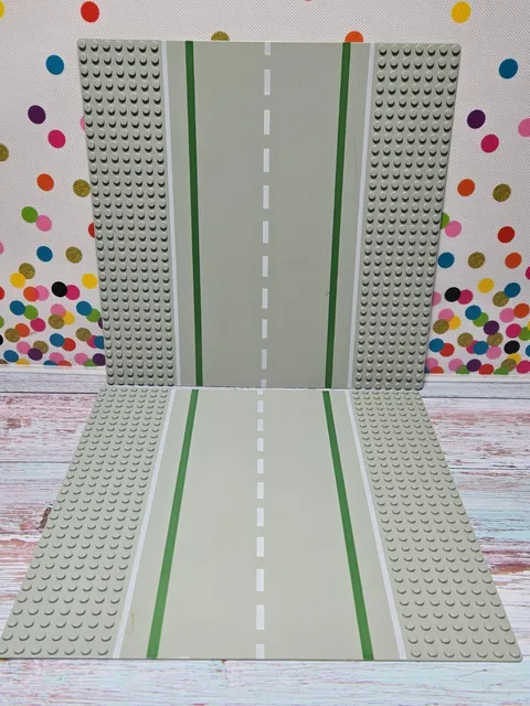 Lot of 2 Vintage Lego Town 80547 Base Plate Road With White Sidelines