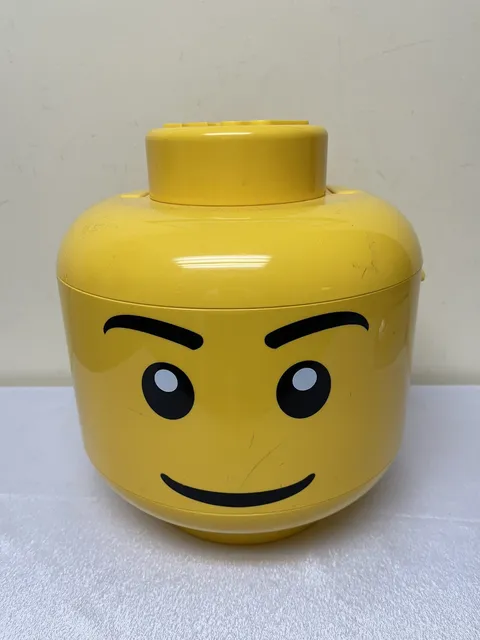 Big Yellow Face LEGO Head 2010 Storage Container/Carry Case Sorting Trays Handle