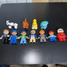 Lego Duplo Figures People & Animals Lot Of 11 - Please See Photos!