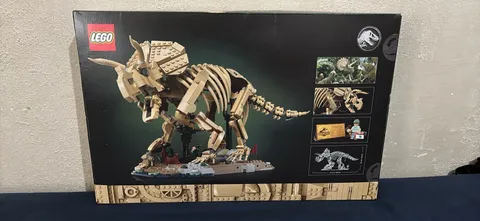 LEGO Jurassic World Dinosaur Fossils: Triceratops (77985) Sealed In Box In Hand