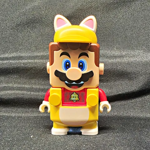 LEGO Super Mario Interactive RARE Mario Figure in Cat Suit Working