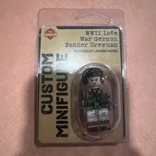 Brickmania Late wwII German  Panzer Crewman