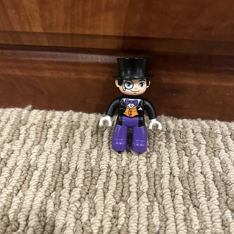 Lego Duplo Figure The Penguin black/purple