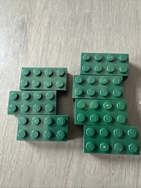 LEGO 3001 Dark Green Brick 2 x 4 - 7 Pieces