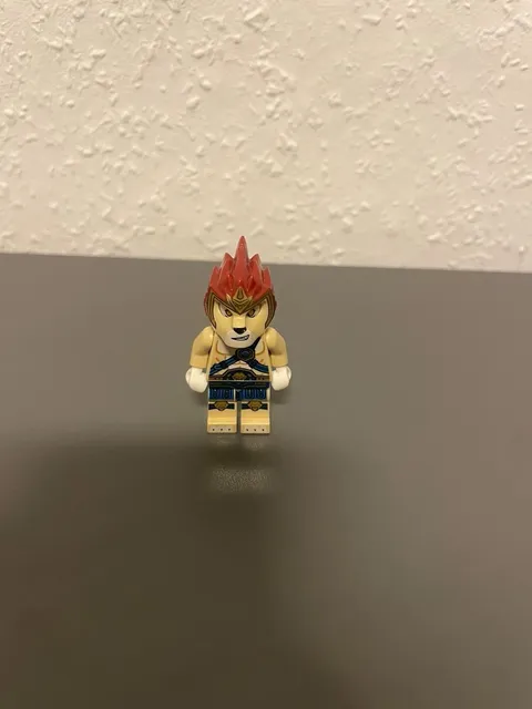 LEGO Legends of Chima Lava Minifigure Loc005/006 Used Very Good Condition