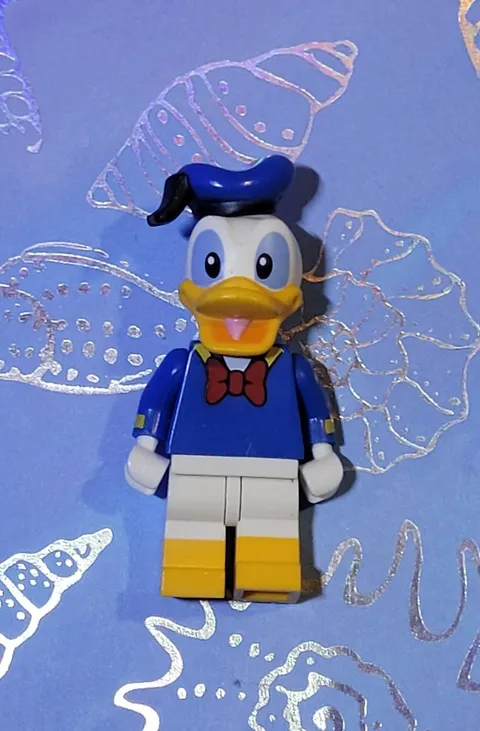 2016 Lego Disney Donald Duck Series 1 Minifigure 