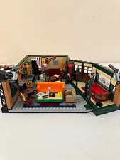LEGO Ideas Central Perk 21319 FRIENDS 99.9% Complete w/ Manual