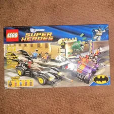 LEGO DC Super Heroes Batmobile Two-Face Chase 6864 531pcs (2012) damaged Box
