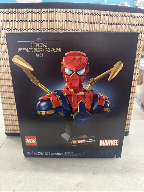 LEGO MARVEL INFINITY SAGA: Iron Spider-Man Bust (76326) Sealed
