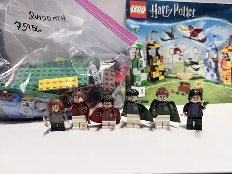 LEGO Harry Potter 75956 Quidditch Match Complete w/ Instructions & Minifigures