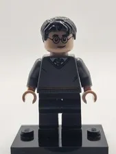 LEGO Harry Potter Minifigure Gryffindor Sweater with Black Legs hp220 NEW NM -MB