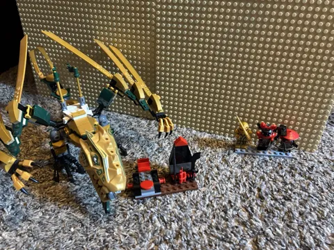 LEGO NINJAGO set 70503 complete- no box or instructions